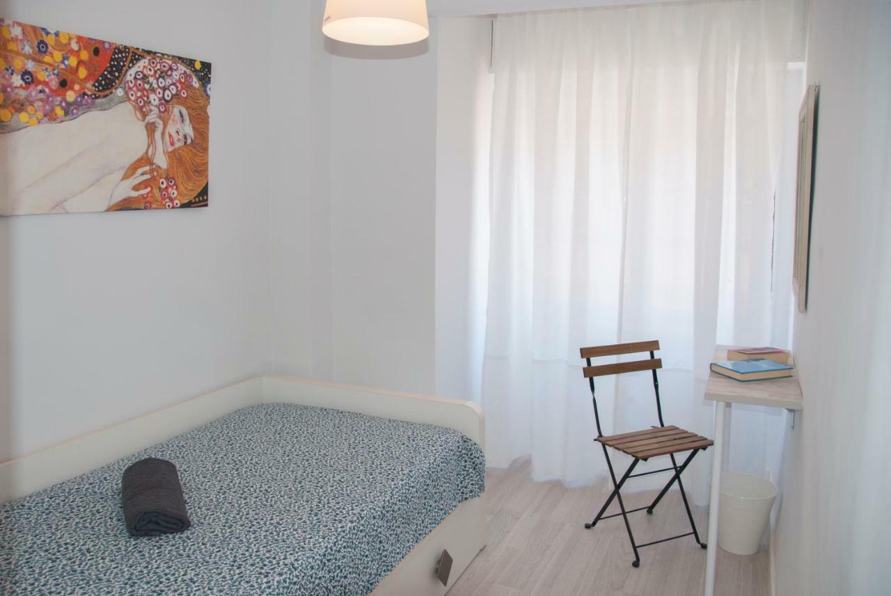 Plaza De Toro Studio Apartment Alicante Exterior photo